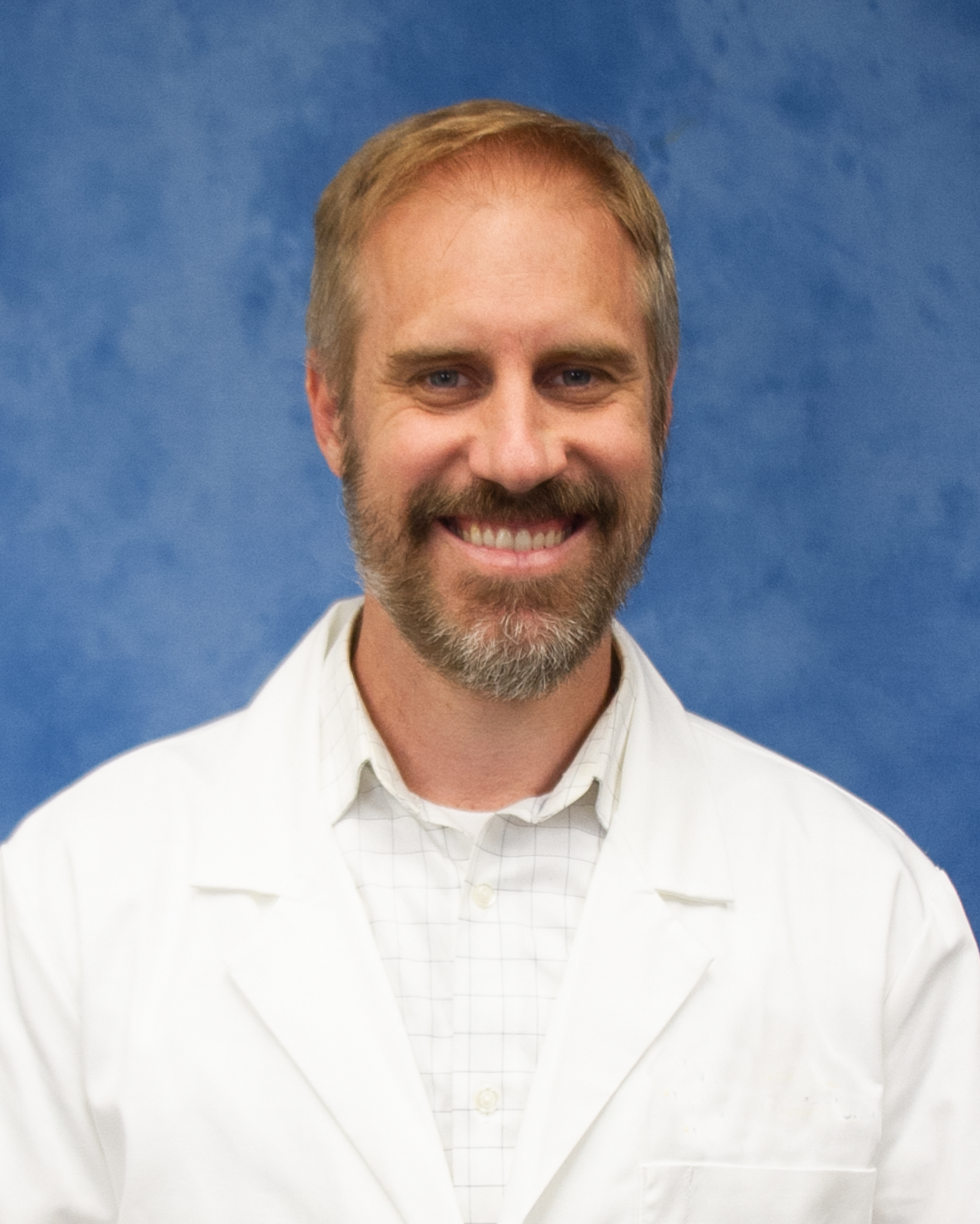 Dr. Nehus' headshot