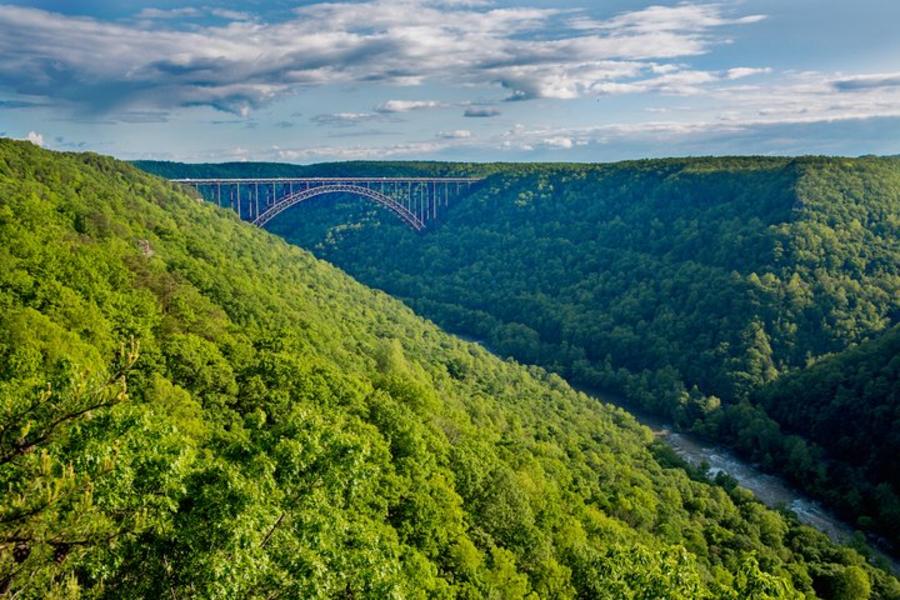 Adventures on the Gorge. Credit: Molly Wolfe Photography