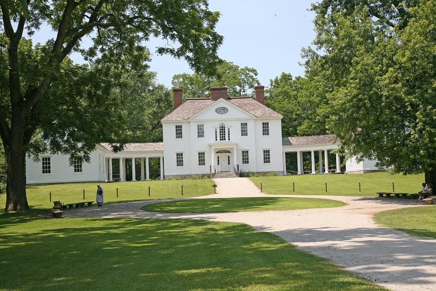 exterior of a house on blennerhasset island